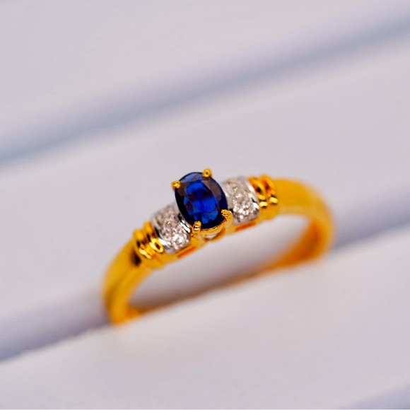 New Unheated Natural Burmese Sapphire in Genuine 18K Gold Ring - Picture 1 of 6